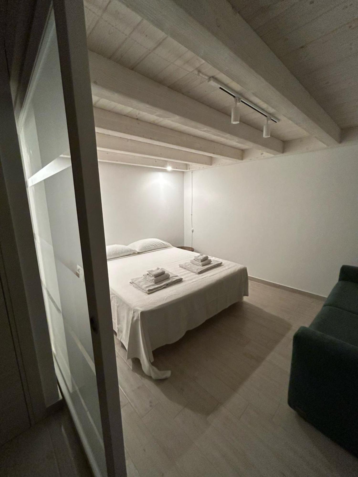 Vetriera 22 Apartment Palermo Bagian luar foto